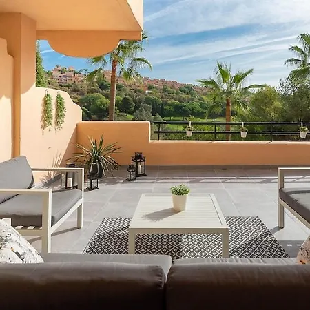 La Terraza Elviria *