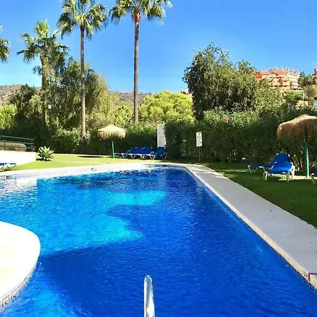 La Terraza Elviria Apartment *
