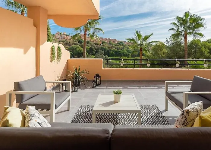 La Terraza Elviria *