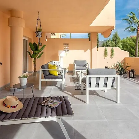 La Terraza Elviria Апартаменти *